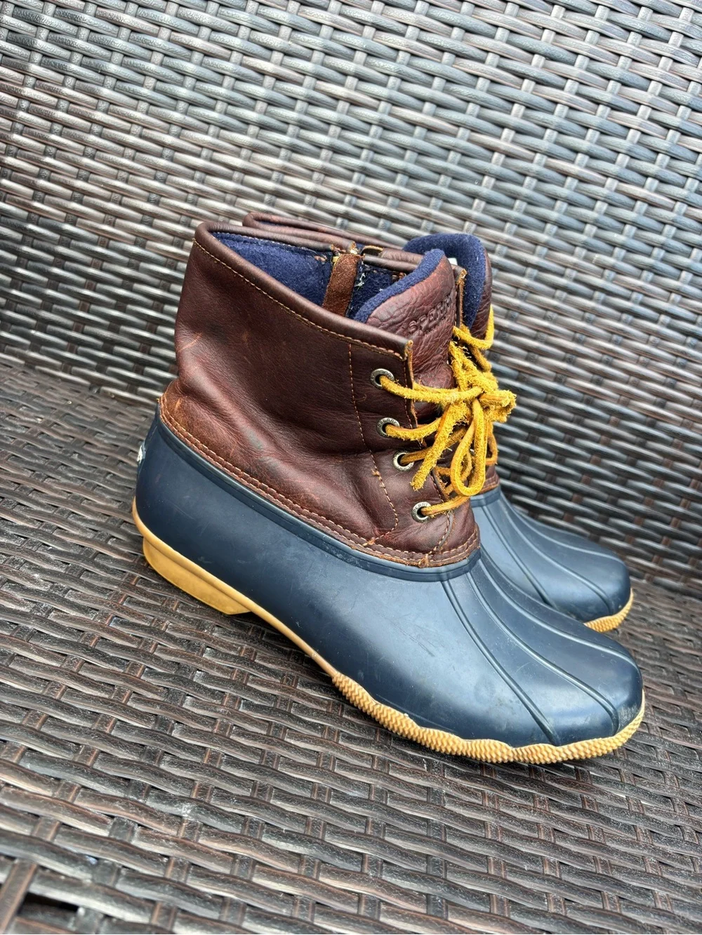 Women’s Sperry Satwater Ankle Duck Boots Brown/Navy Leather Rubber Size 9